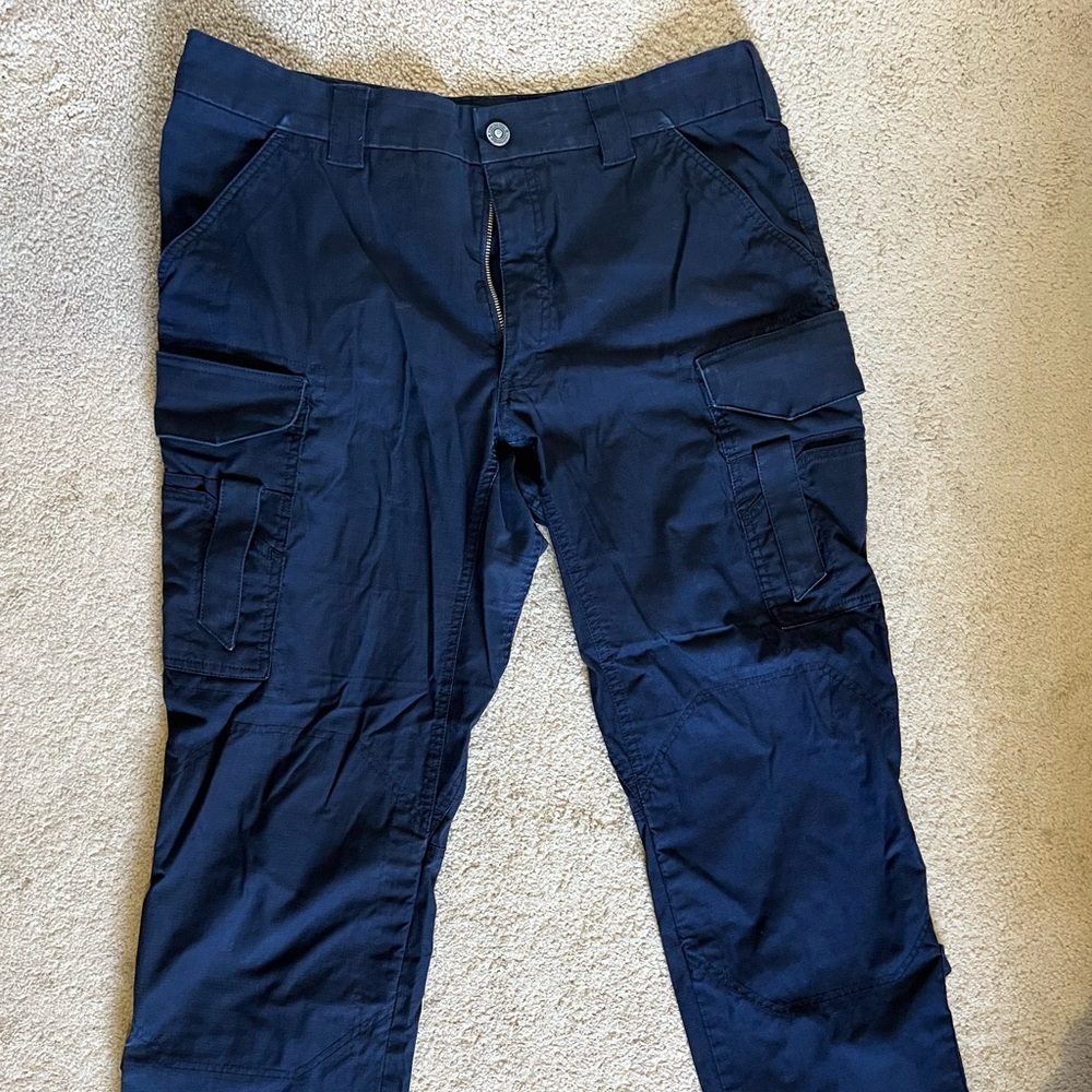EMS pants. Great condition. Navy color